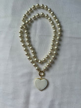 Load image into Gallery viewer, Pure Love Pearls/Heart